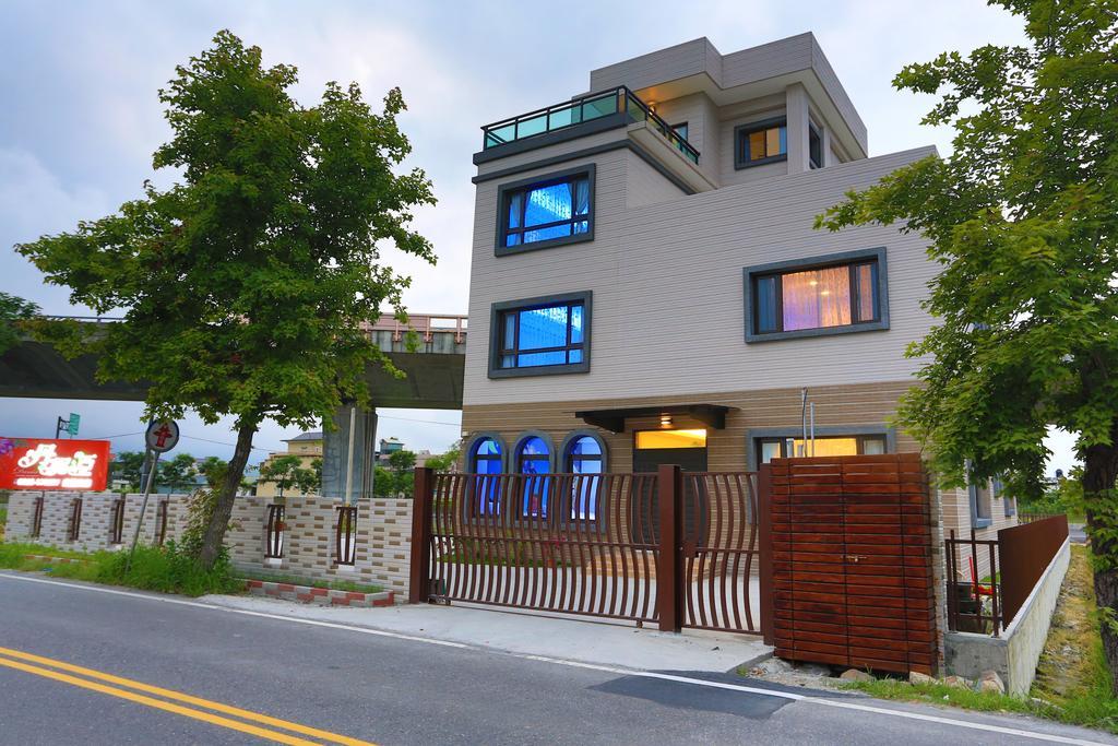Dania Garden Bed & Breakfast หลัวตง ภายนอก รูปภาพ